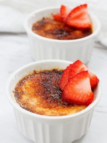 This Breakfast Crème Brûlée is a lighter take on the classic dessert, and is a creamy, custardy solution to all your breakfast needs and wants.