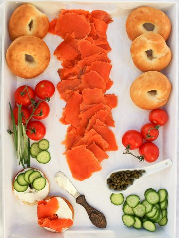 Bagel and lox platter (how to make lox)