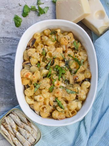 This Baked Seafood Macaroni and Cheese with Sardines is loaded with high-quality sardines, along with creamy Jarlsberg and Parmesan cheeses, and is an easy and flavorful side dish.