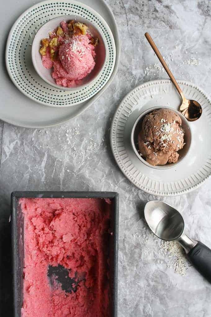 Kefir ice cream in bowls