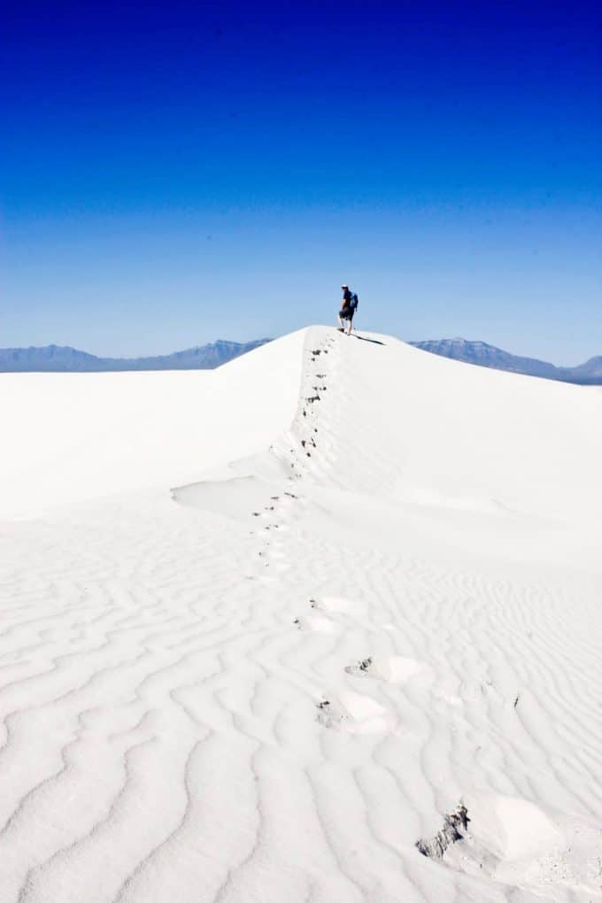 Alkali Flat trail in White Sands National Monument