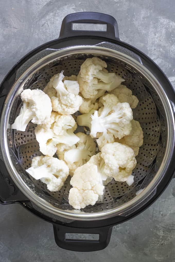 Add cauliflower to the Instant Pot.