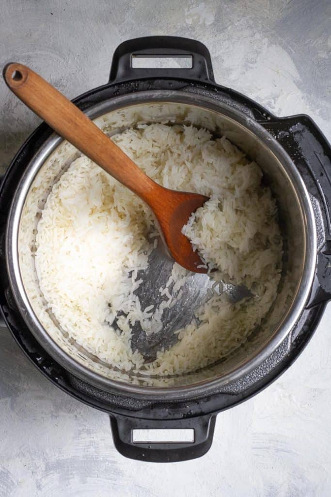 Stir the rice.