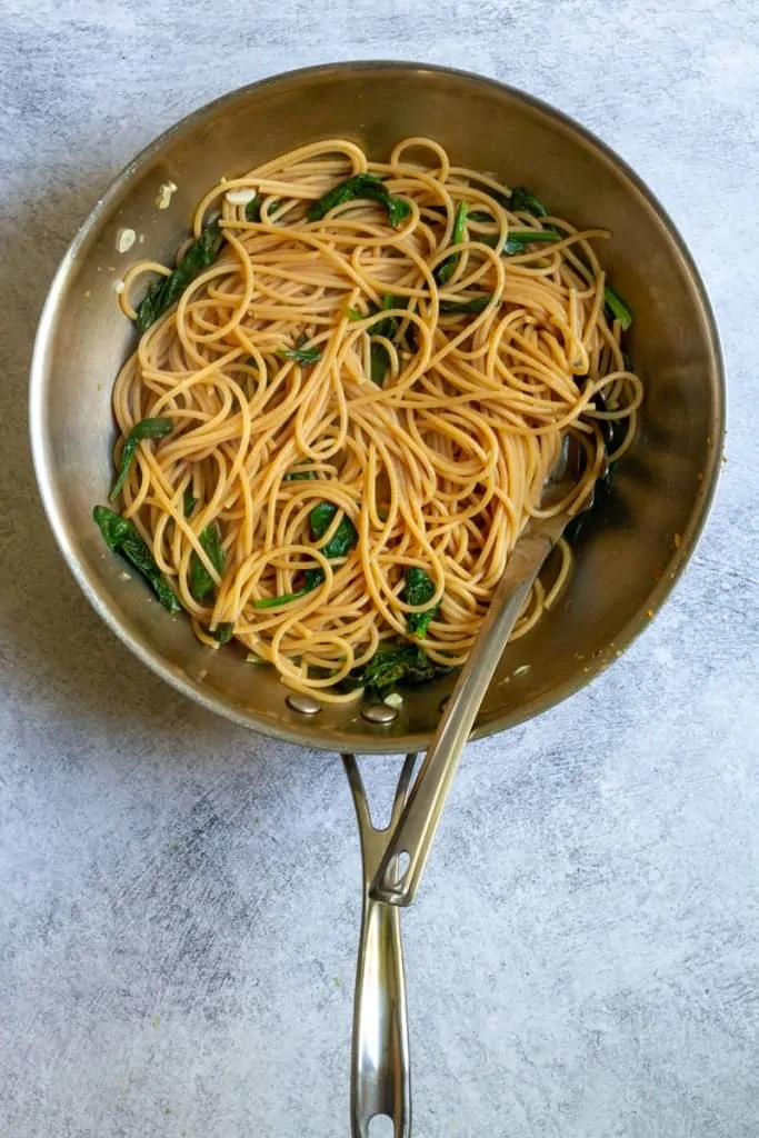 Toss Spaghetti with Spinach