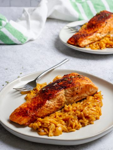 salmon plated with risotto
