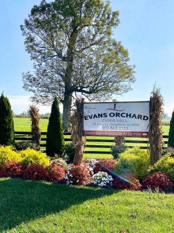 Evan's Orchard sign