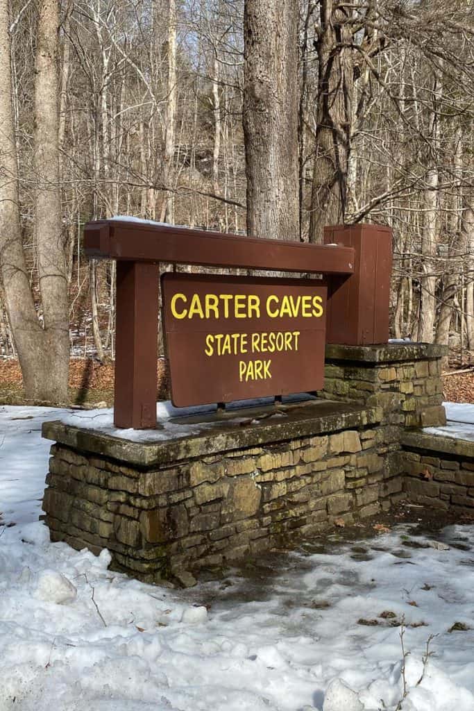 sign for Carter Caves State Resort Park.