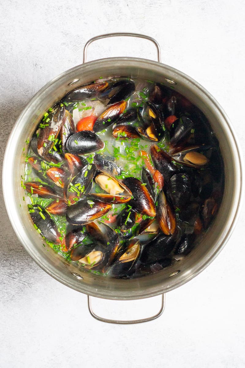 steamed mussels in a stockpot.