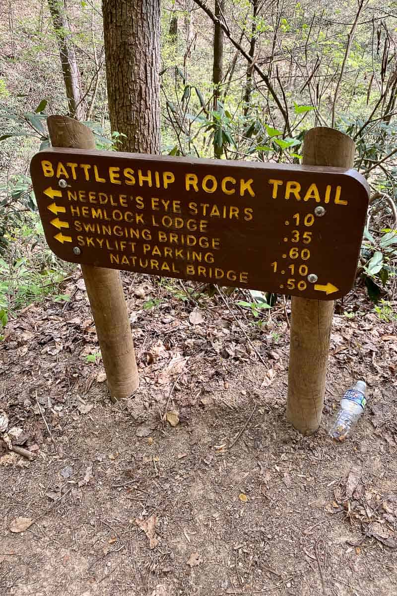 Sign for Battleship Rock Trail.