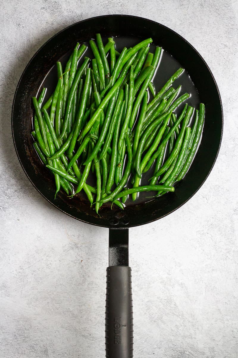 Simmer green beans.