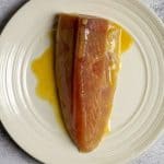 Drizzle tuna with vinaigrette.