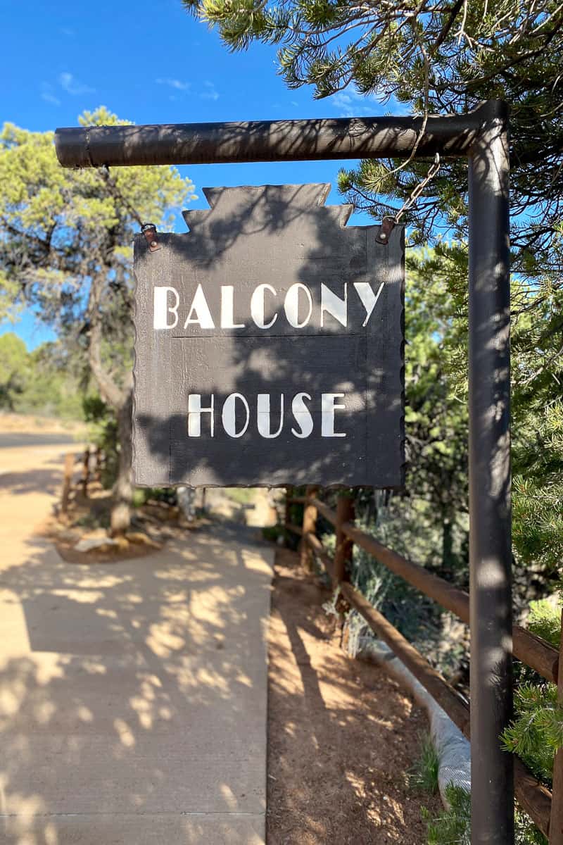 Sign saying "Balcony House".