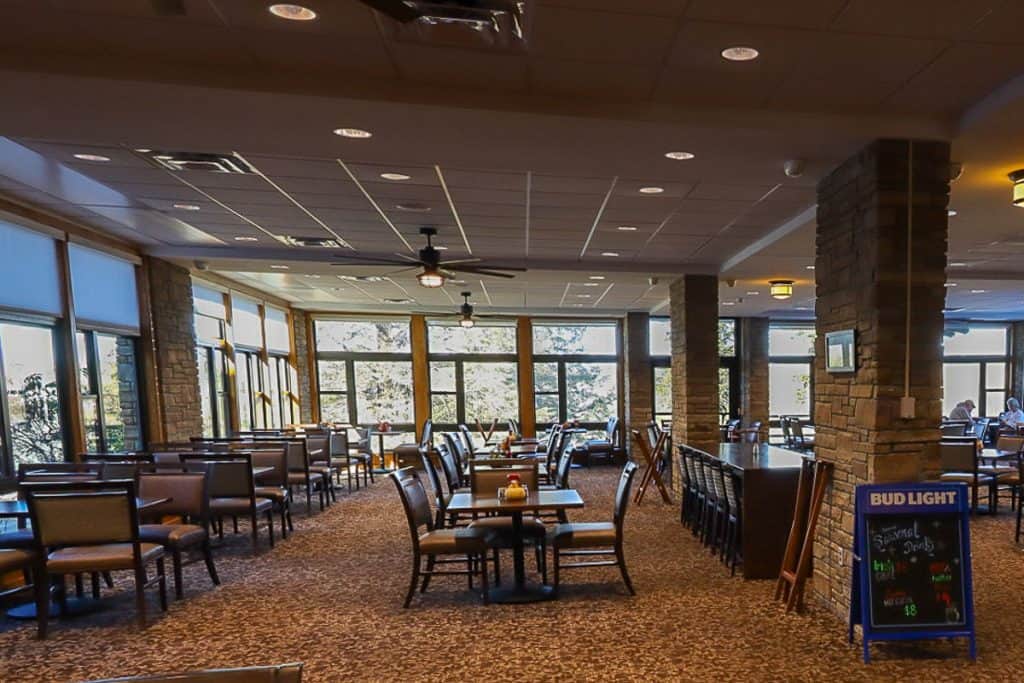 Dining room.