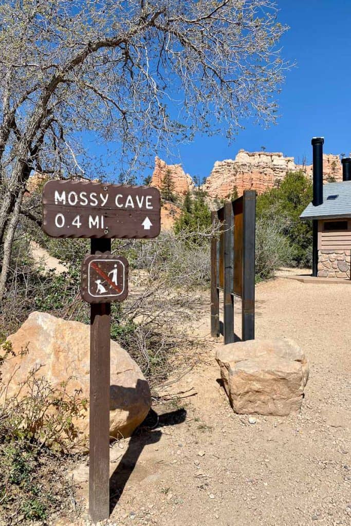 Sign for Mossy Cave trail.