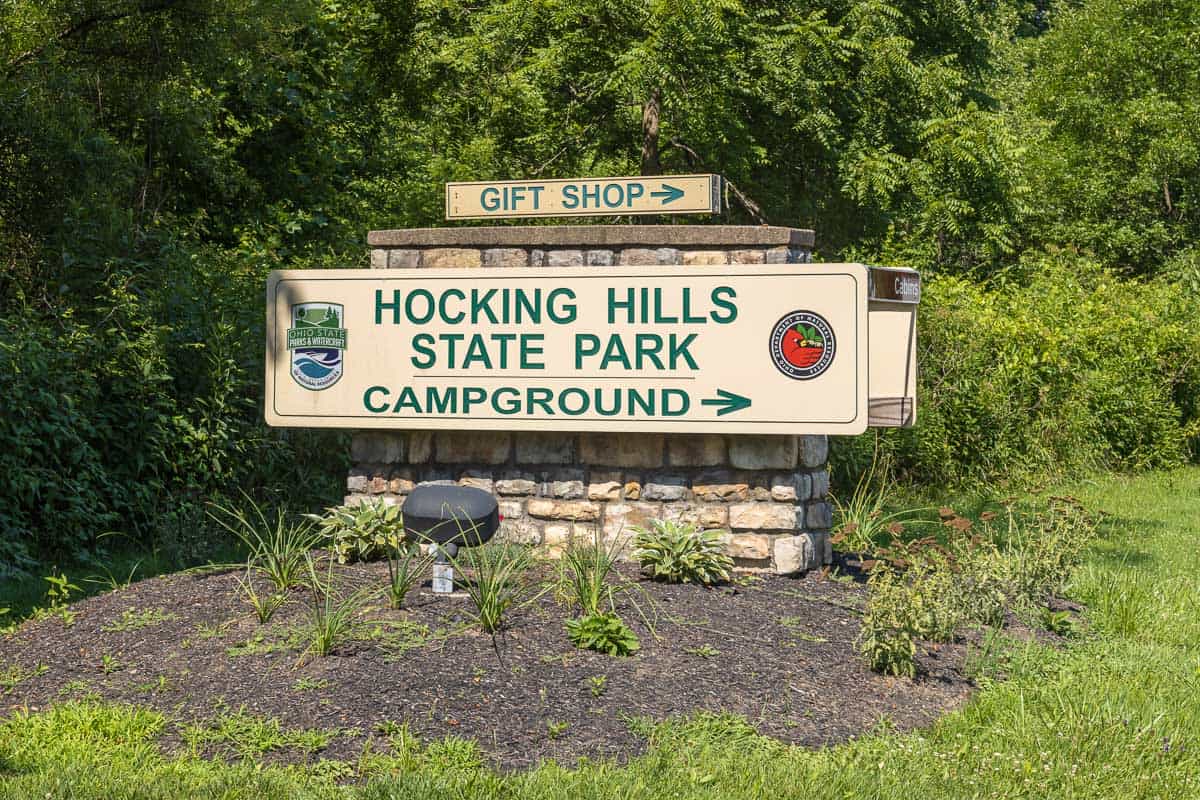 Sign for Hocking Hills campground and gift shop.
