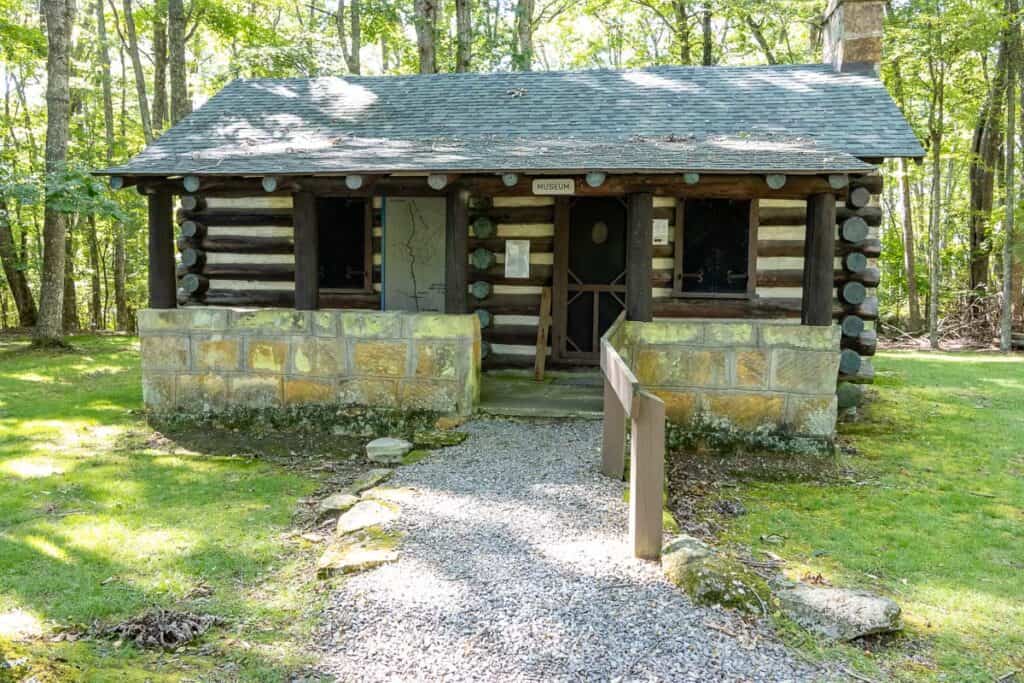 Small wood cabin museum.