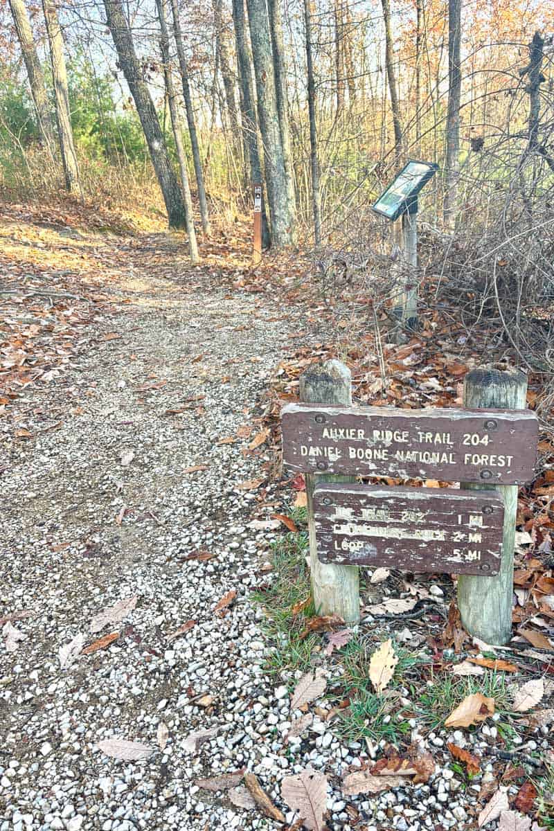 Trail sign for Auxier Ridge.