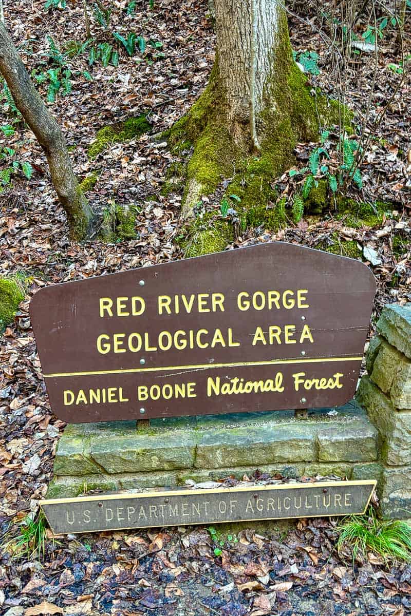 red river gorge area sign.