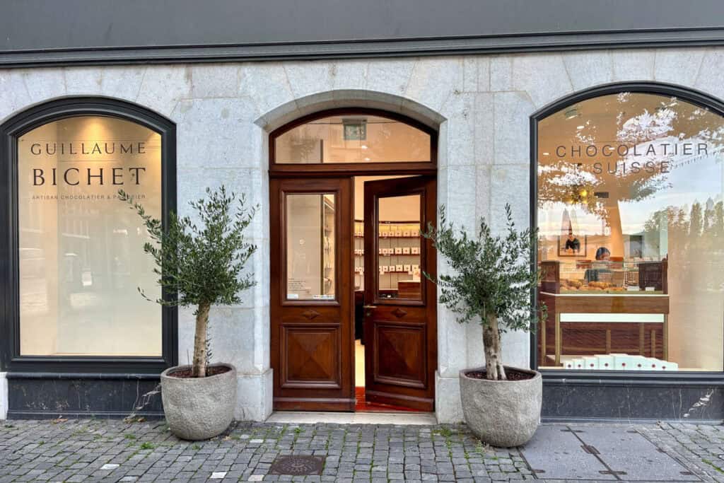 Door opening into Guillaume Bichet artisan chocolatier shop, a Choco Pass participating location.