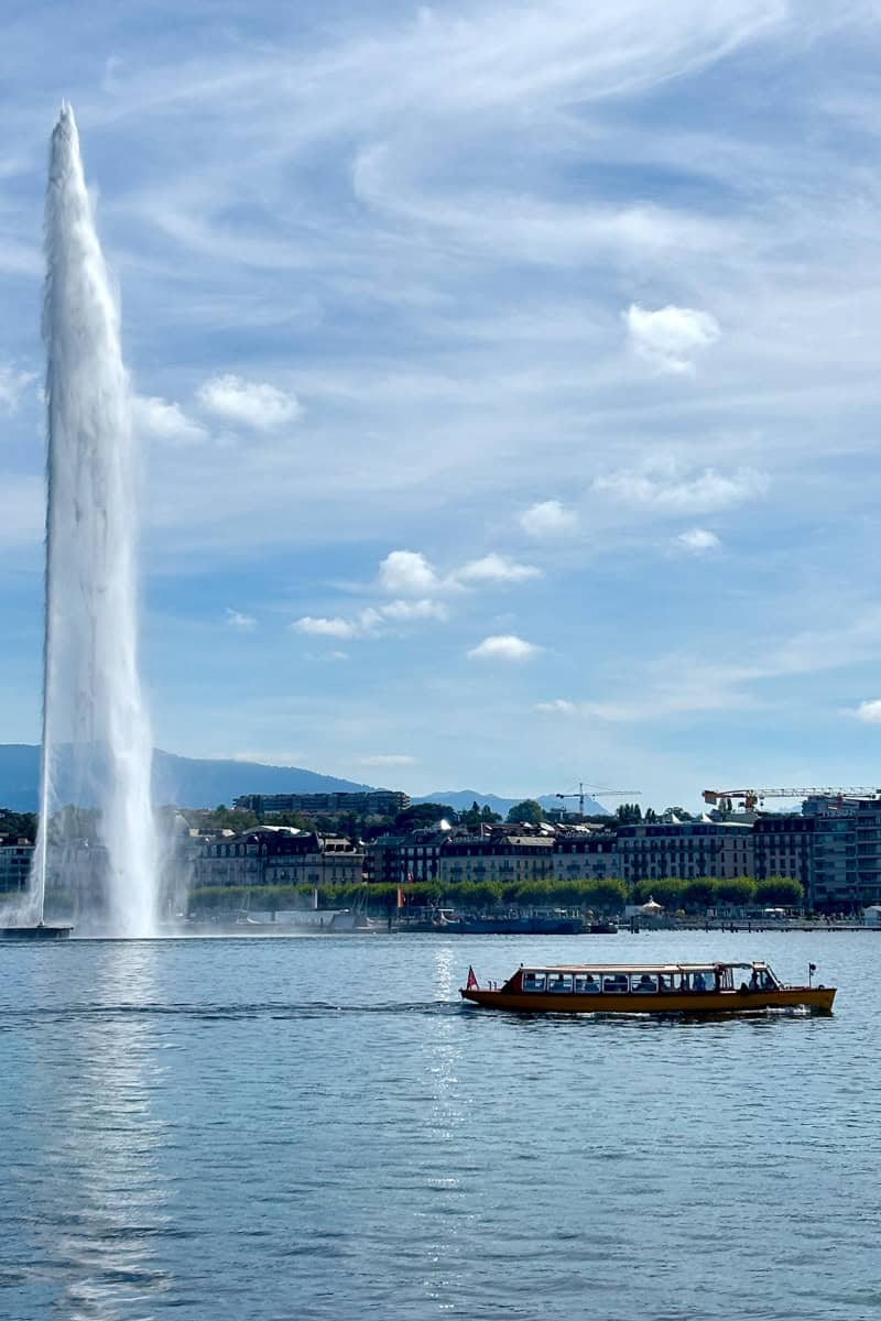 Water taxi on the lake at Geneva.
