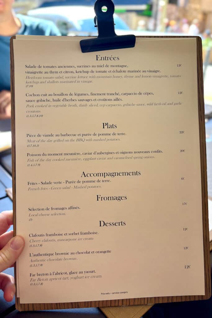 Entrée and dessert menu at Les Comptoir des Alpes.