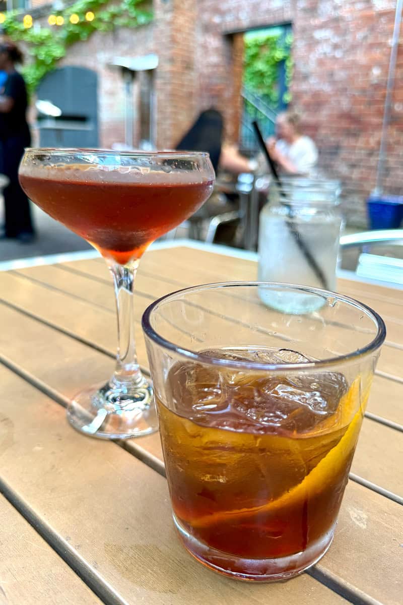 Manhattan and Old Fashioned cocktail drinks.